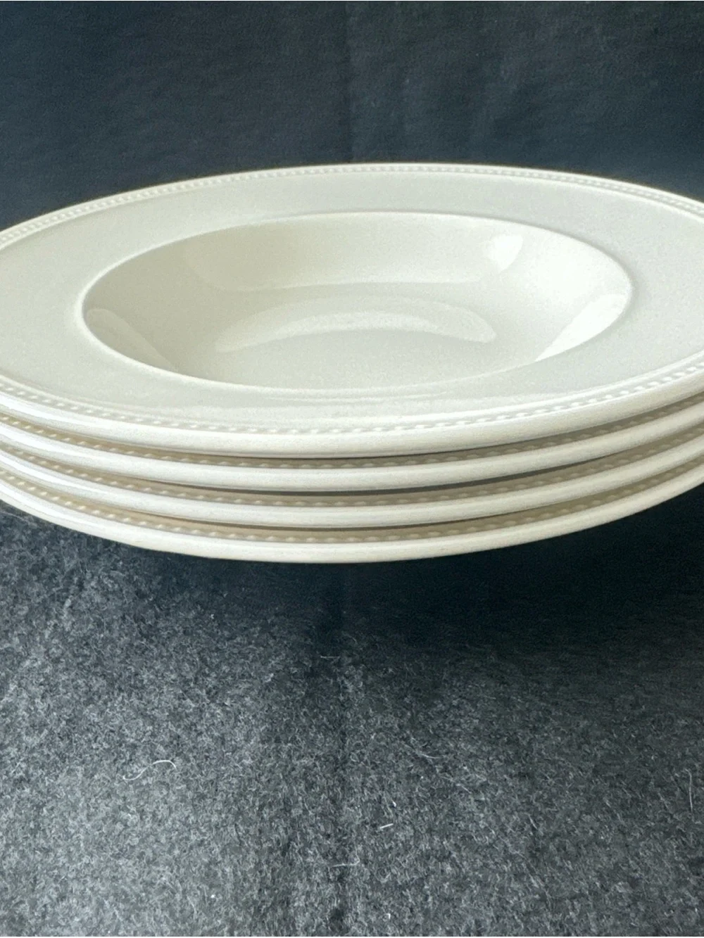 Set of 4 Wedgwood Windsor 9” Rimmed Soup Salad Pasta Bowls Ivory Beaded Rim